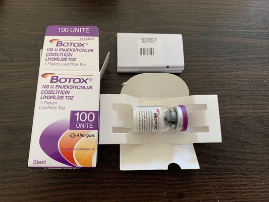 La tossina botulinica dell'iniezione di Allergan  100iu rimuove le grinze