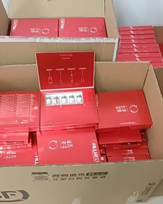 Siero per mesoterapia Filorga NCTF 135HA con kit per 5 trattamenti per una migliore idratazione e rassodamento della pelle